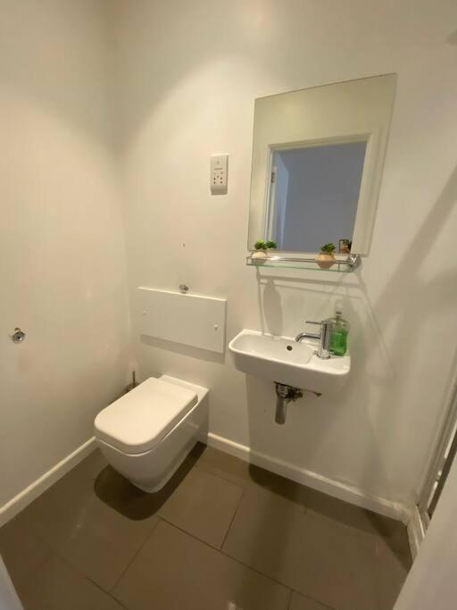 Sleep 6 Flat At Iconic Piccadilly Circus Vr6 * Londra